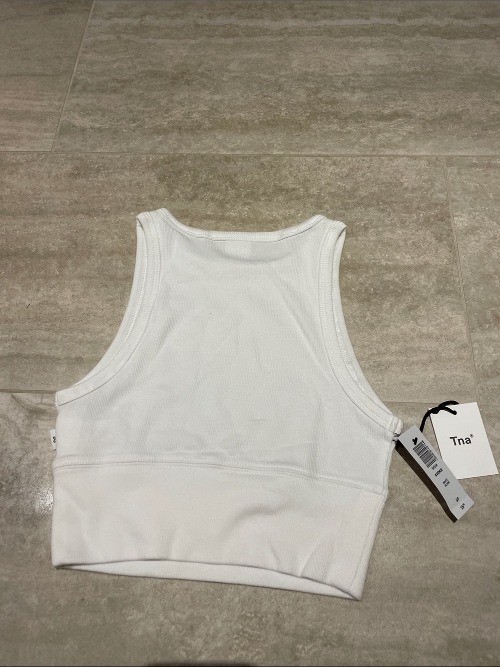NWT Aritzia Tna Avenue Ribbed Cropped Racerback Tank Top, White, Size S - Picture 4 of 4